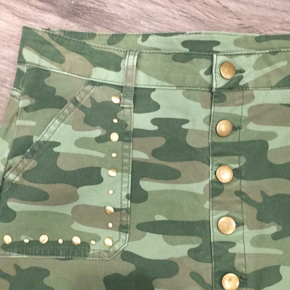 COPY - Justice girls skirt- size 18